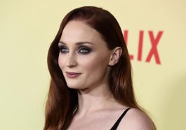 Sophie Turner arrives at the premiere of Netflix's "Do Revenge" at the Vine TUDUM Theater in Los Angeles, California, Wednesday, September 14, 2022.